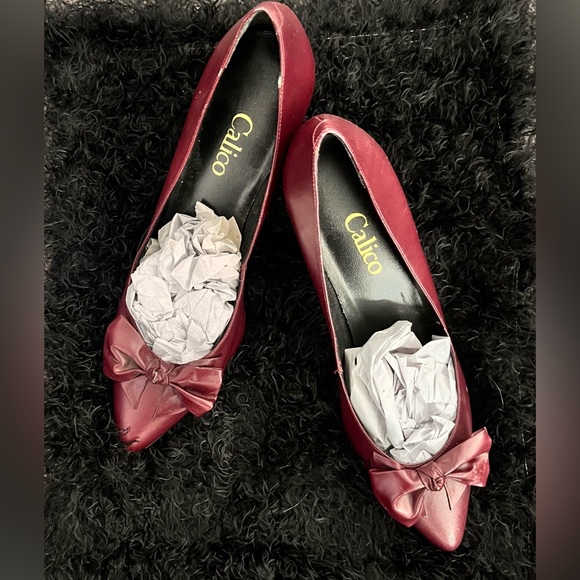 VINTAGE 80’s “Calico” Genuine Leather Burgundy Shoes w Kitten Heel - Never Worn! - Picture 2 of 10